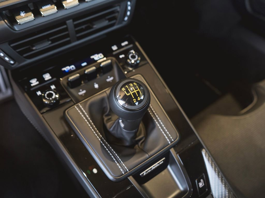 Used 2025 Porsche 911 GT3 image 27