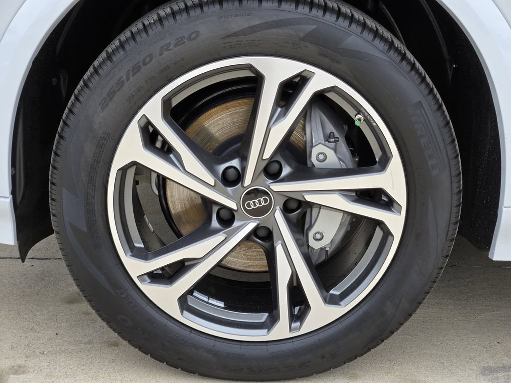 New 2027 Audi Q6 e-tron Premium Plus AWD/4WD image 16