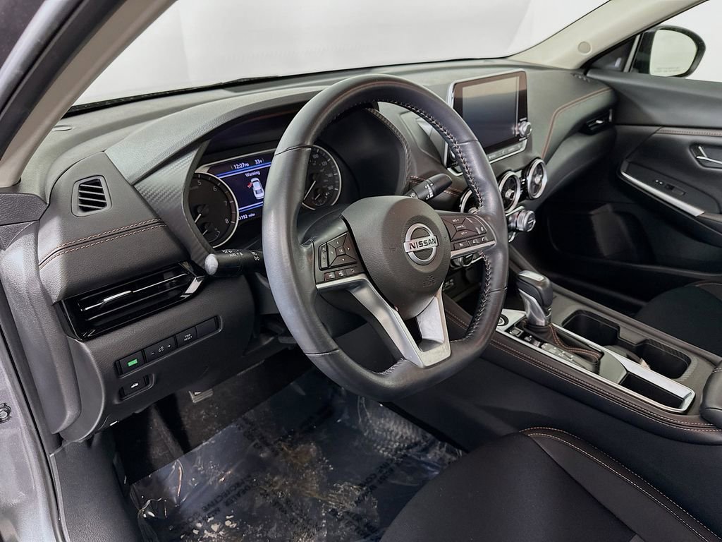 Certified 2022 Nissan Sentra SR w/ Electronics Package image 15