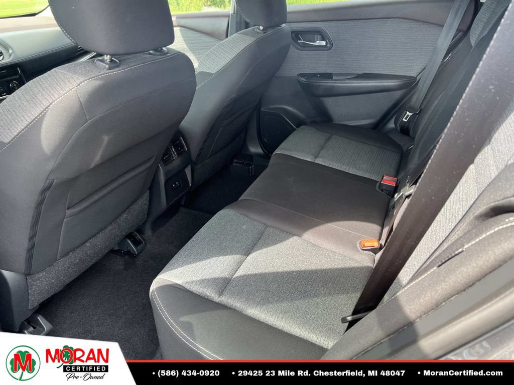 Used 2022 Nissan Rogue SV AWD/4WD image 13