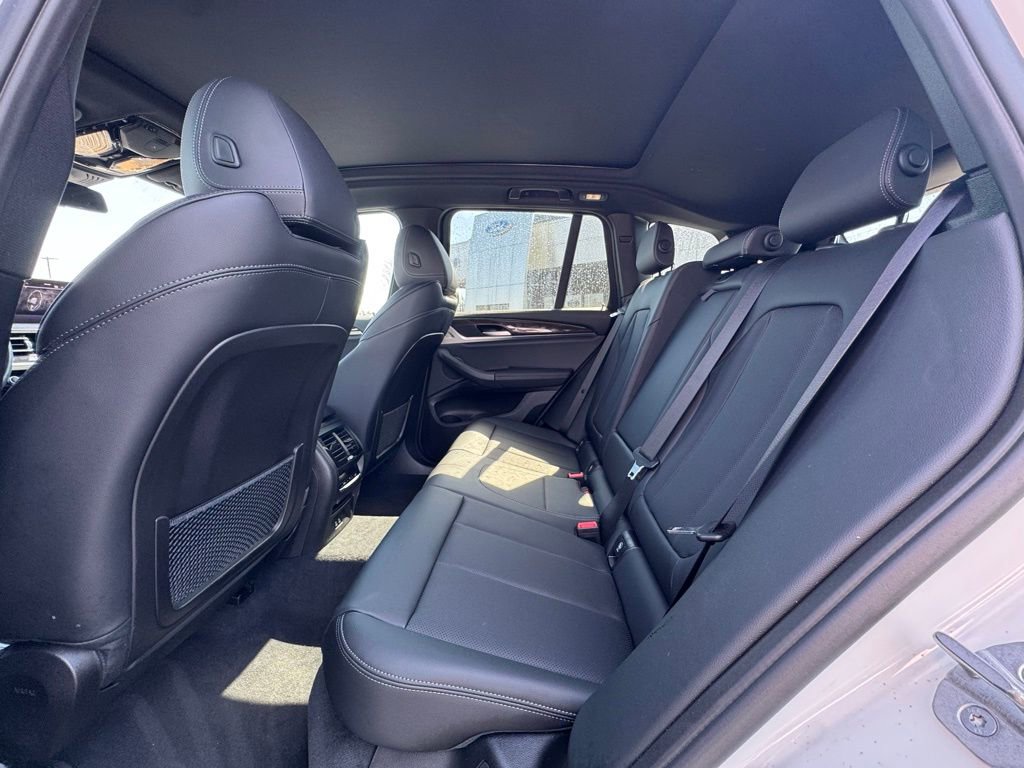 Used 2023 BMW X3 xDrive30i w/ Premium Package image 12