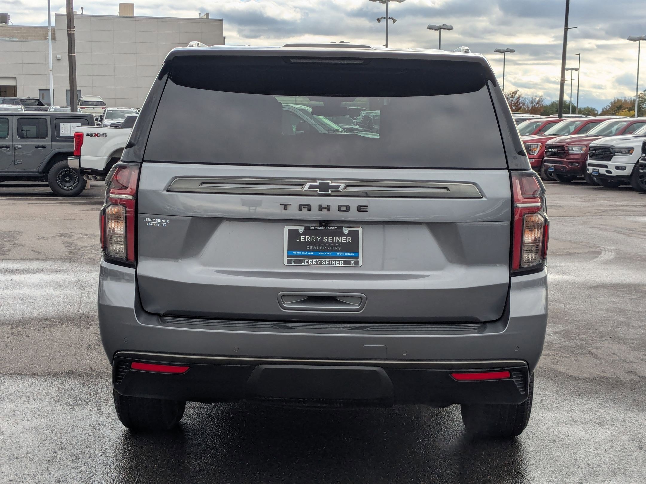 Used 2021 Chevrolet Tahoe Z71 w/ Rear Media and Nav Package image 5