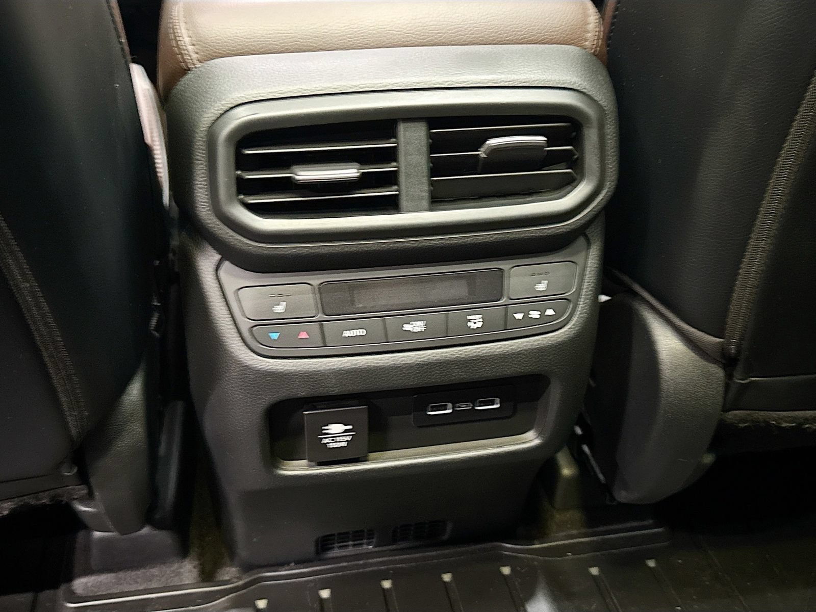 Used 2023 Honda Pilot Elite image 28
