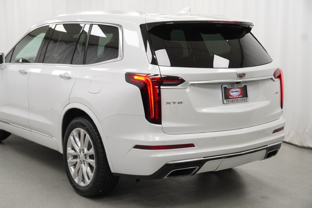 Used 2020 Cadillac XT6 Premium Luxury w/ Platinum Package FWD image 17