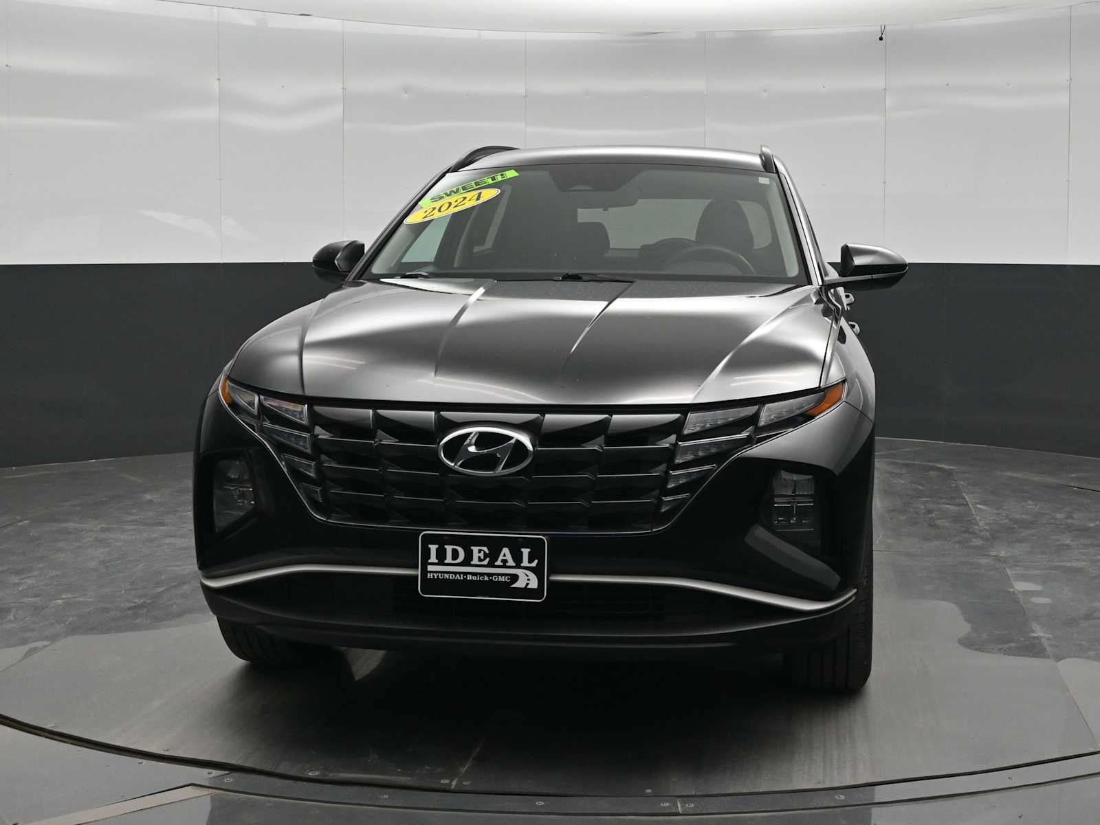 Used 2024 Hyundai Tucson SEL AWD/4WD image 3