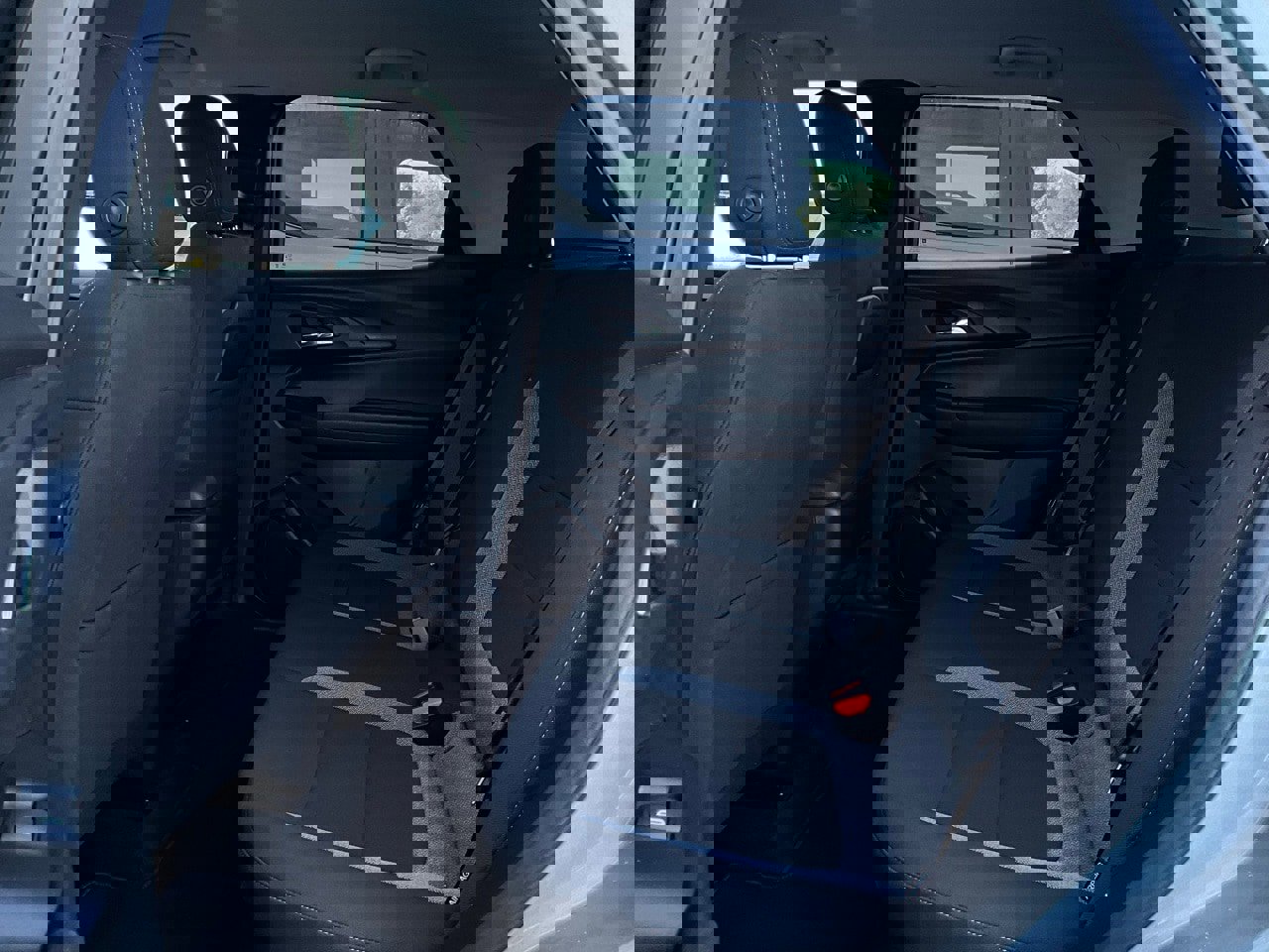 Used 2025 Chevrolet TrailBlazer LT image 11