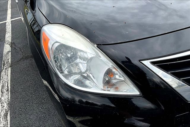 Used 2014 Nissan Versa SV w/ Convenience Package image 27