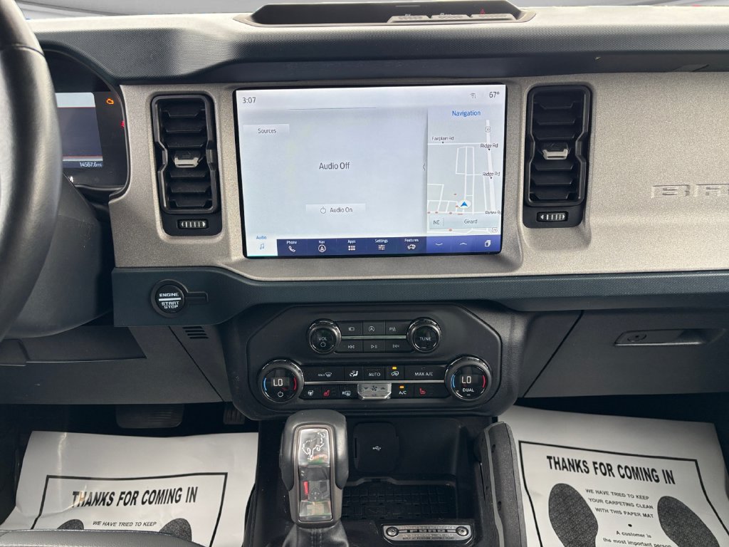 Used 2024 Ford Bronco Outer Banks AWD/4WD image 12