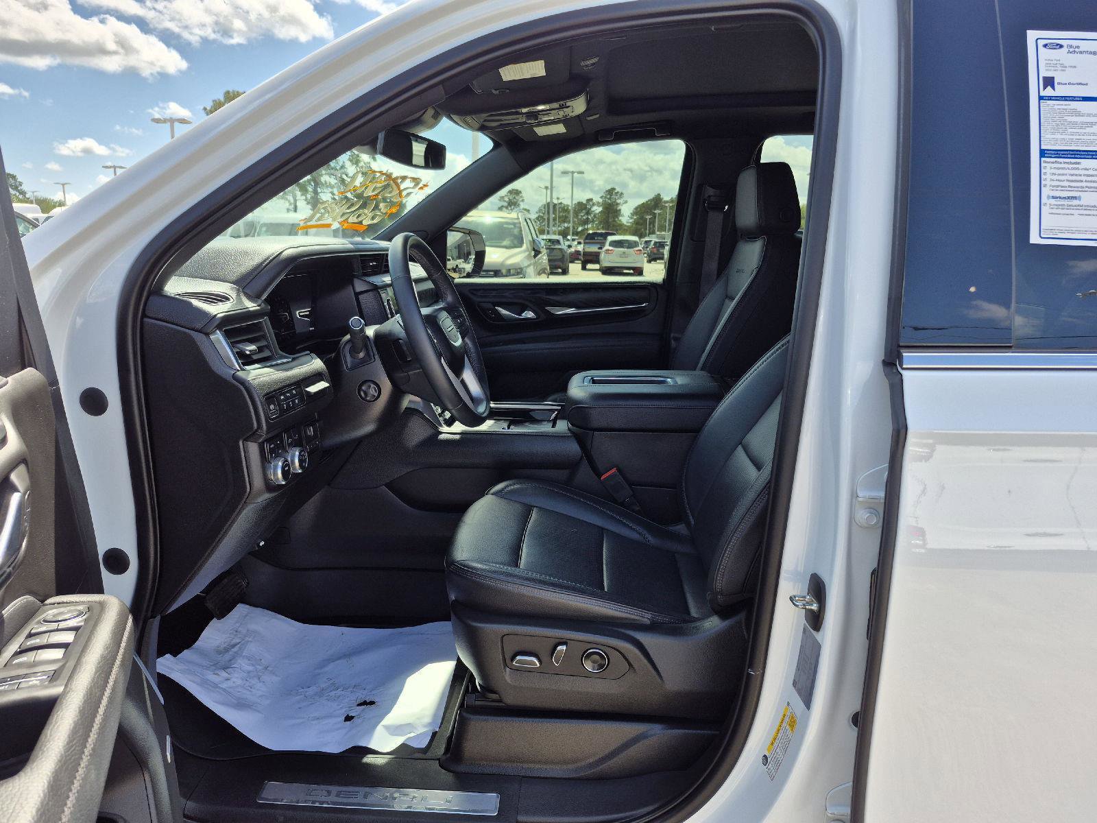 Used 2023 GMC Yukon Denali w/ LPO, Floor Liner Package image 2