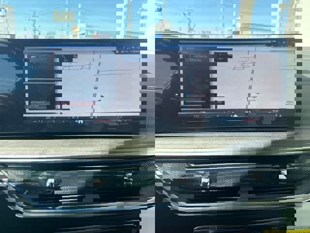 New 2026 BMW X5 xDrive40i w/ Executive Package image 18