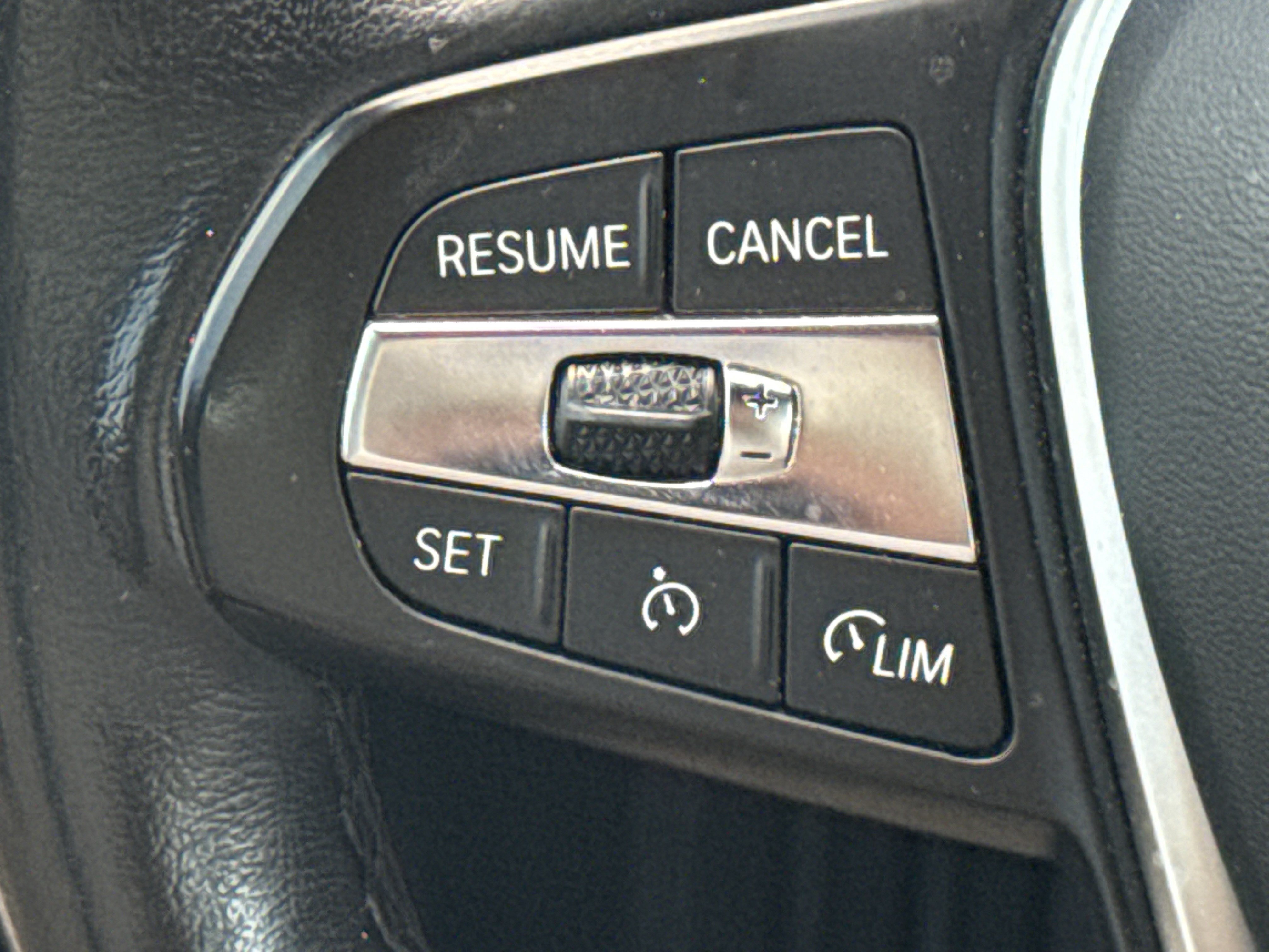 Used 2022 BMW 330e w/ Premium Package RWD image 19