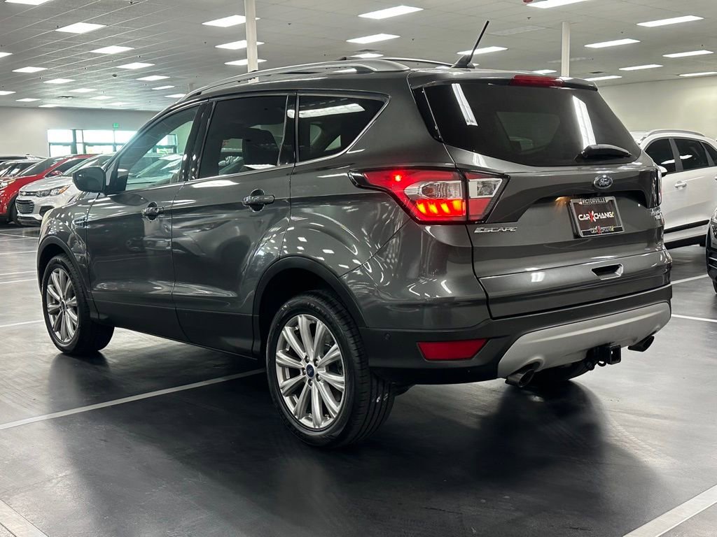 Used 2018 Ford Escape Titanium image 5