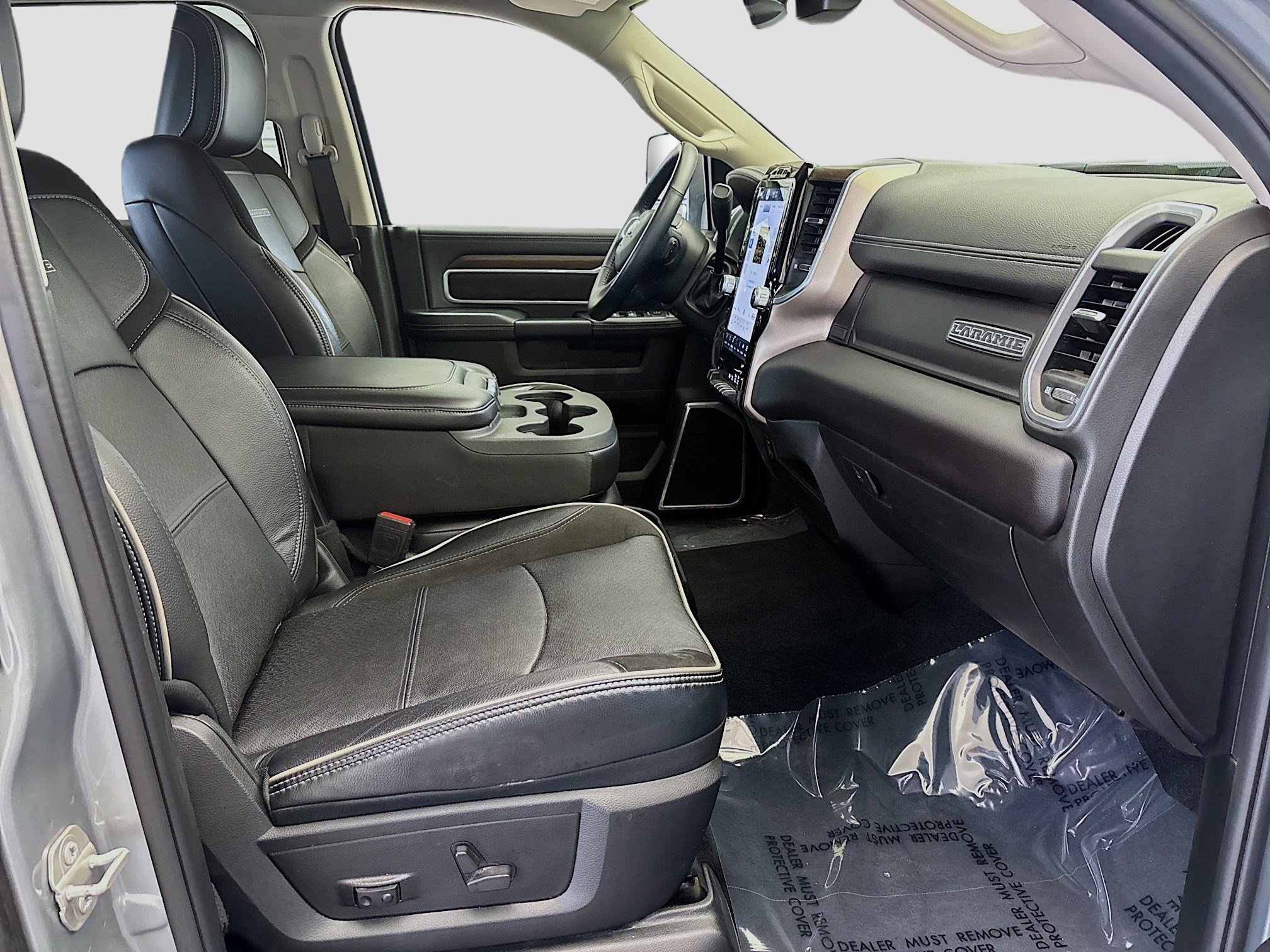 Used 2024 RAM 2500 Laramie image 18