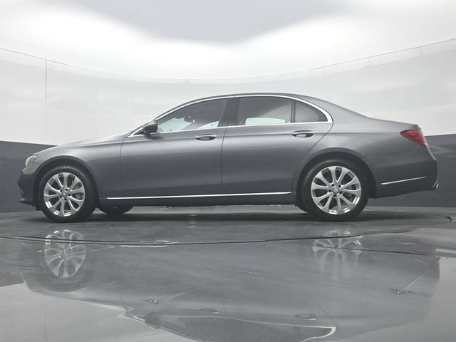 Used 2017 Mercedes-Benz E 300 4MATIC w/ Premium 1 Package image 30