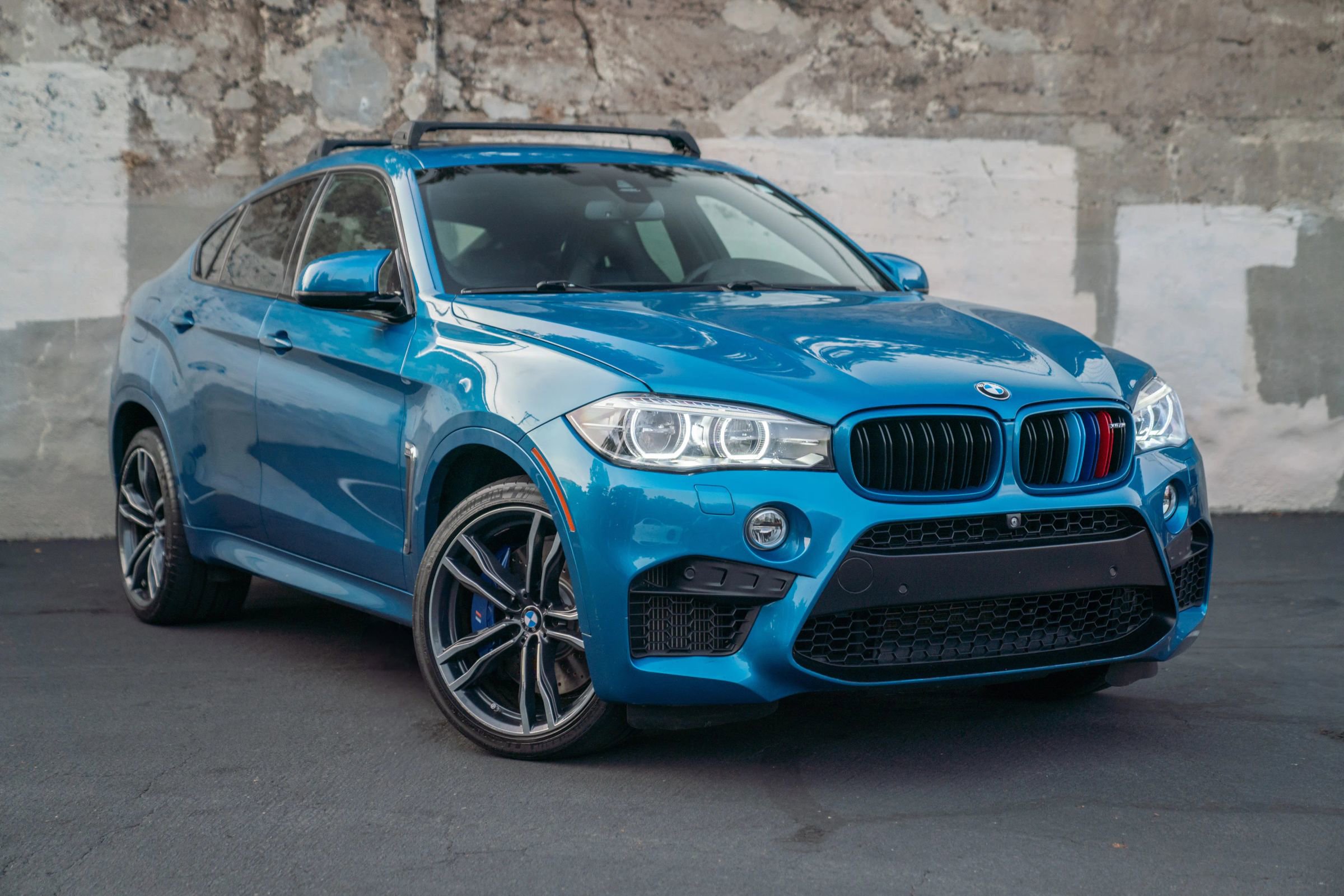 Used 2016 BMW X6 M image 3