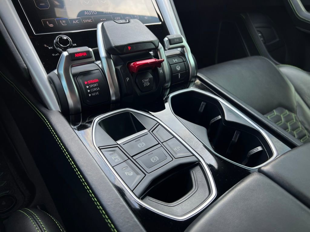 Used 2022 Lamborghini Urus image 83