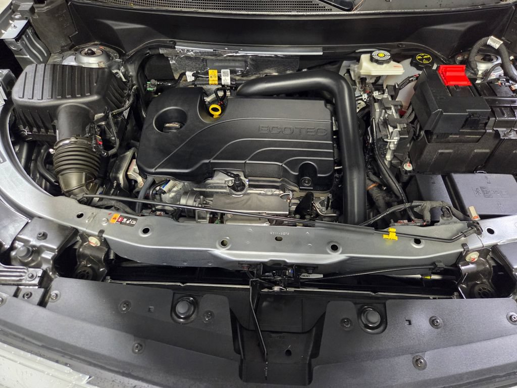 Used 2026 Chevrolet Equinox LT FWD image 32