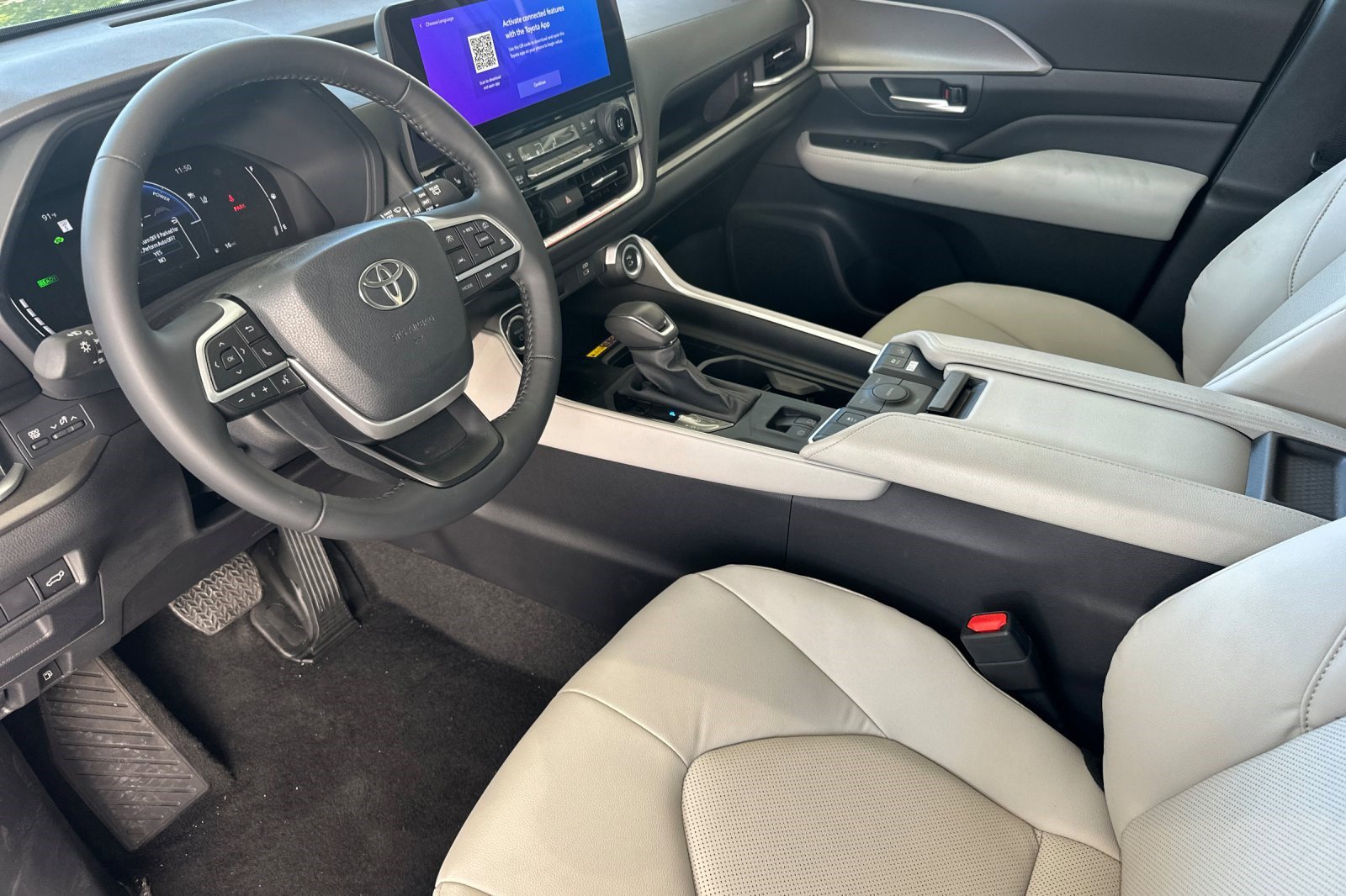 Used 2026 Toyota Grand Highlander AWD Hybrid image 11