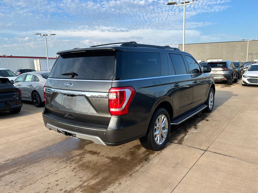 Used 2021 Ford Expedition Max XLT AWD/4WD image 3