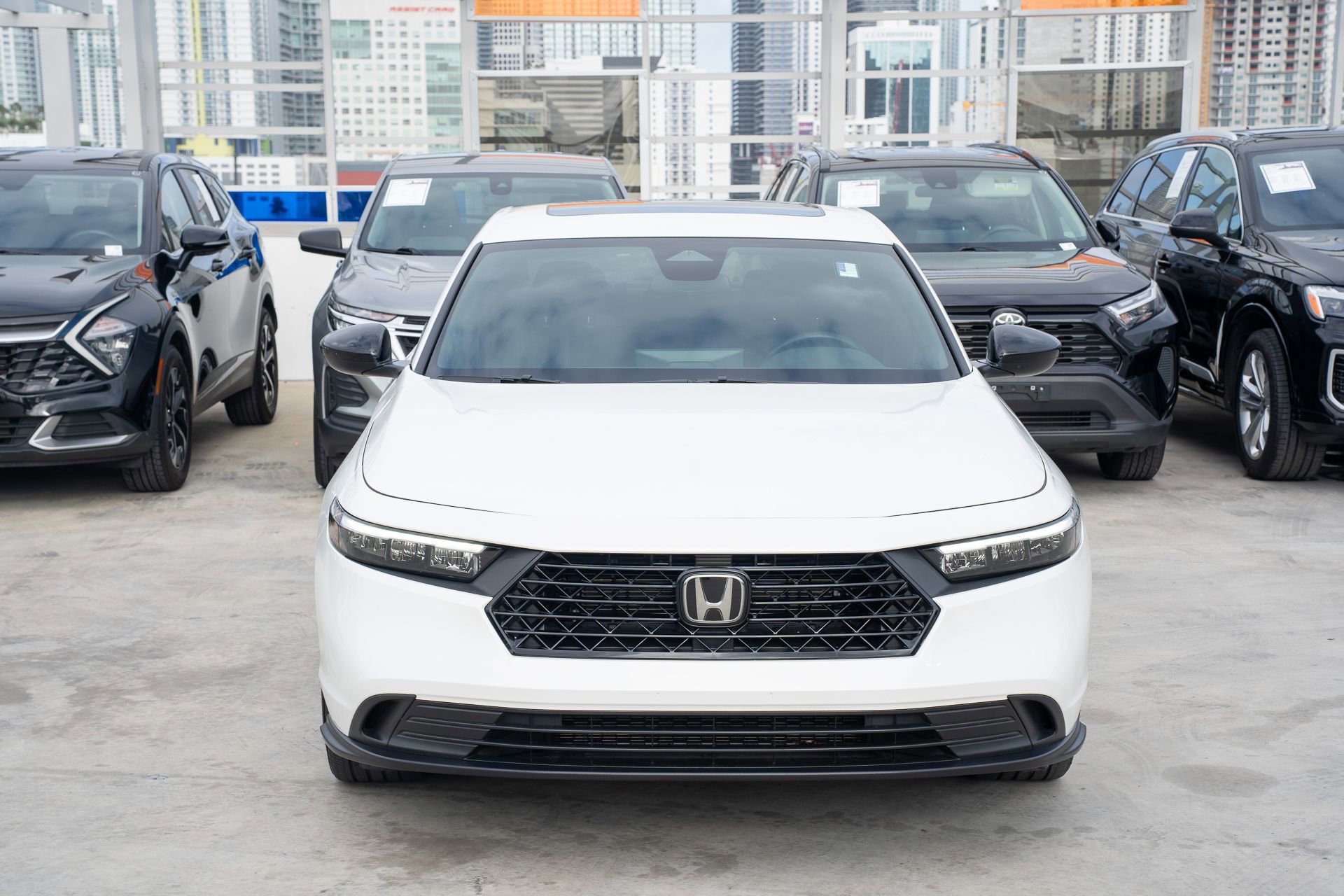 Used 2023 Honda Accord Sport image 2