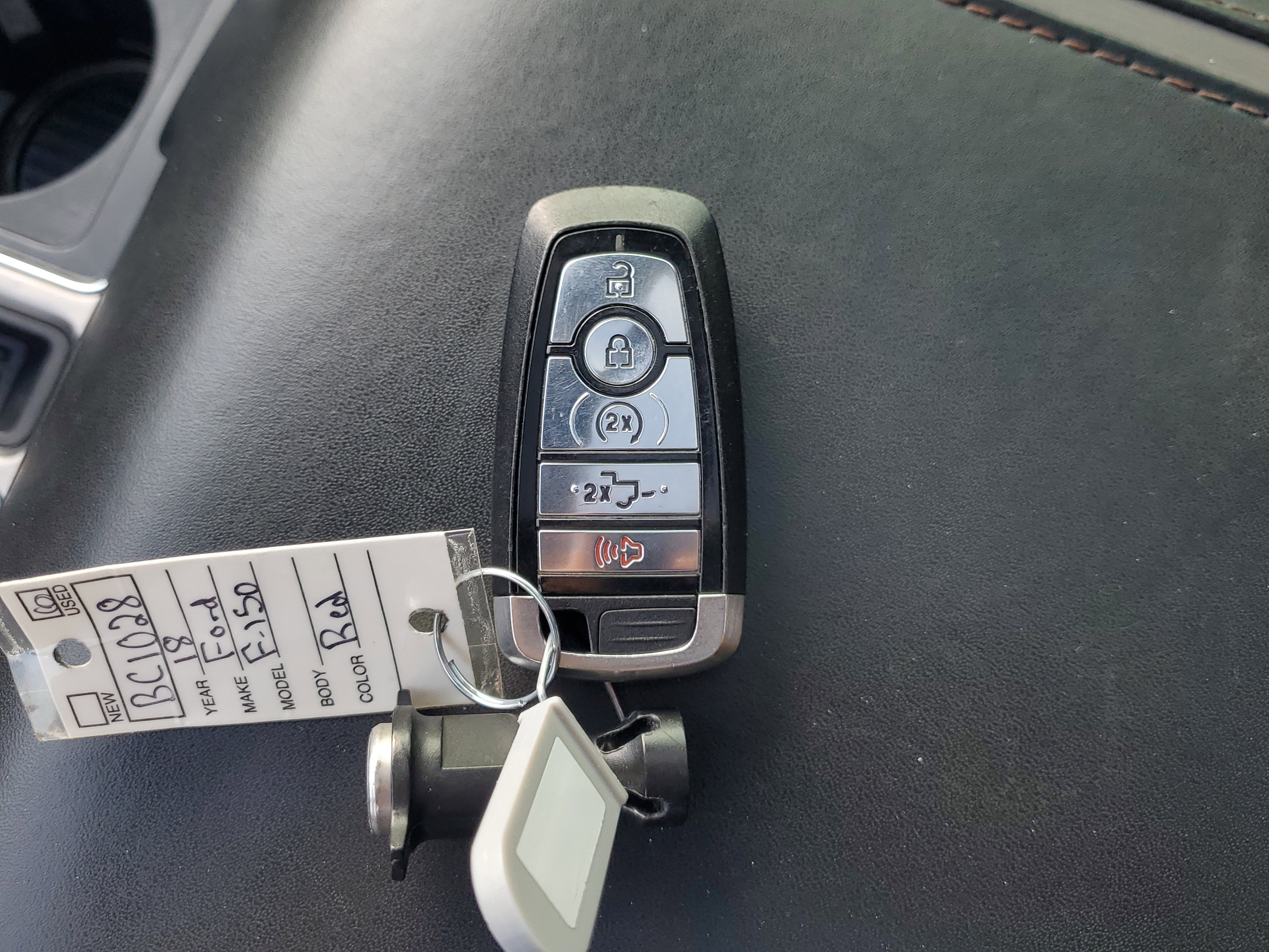 Used 2018 Ford F150 Platinum w/ Equipment Group 701A Luxury image 28