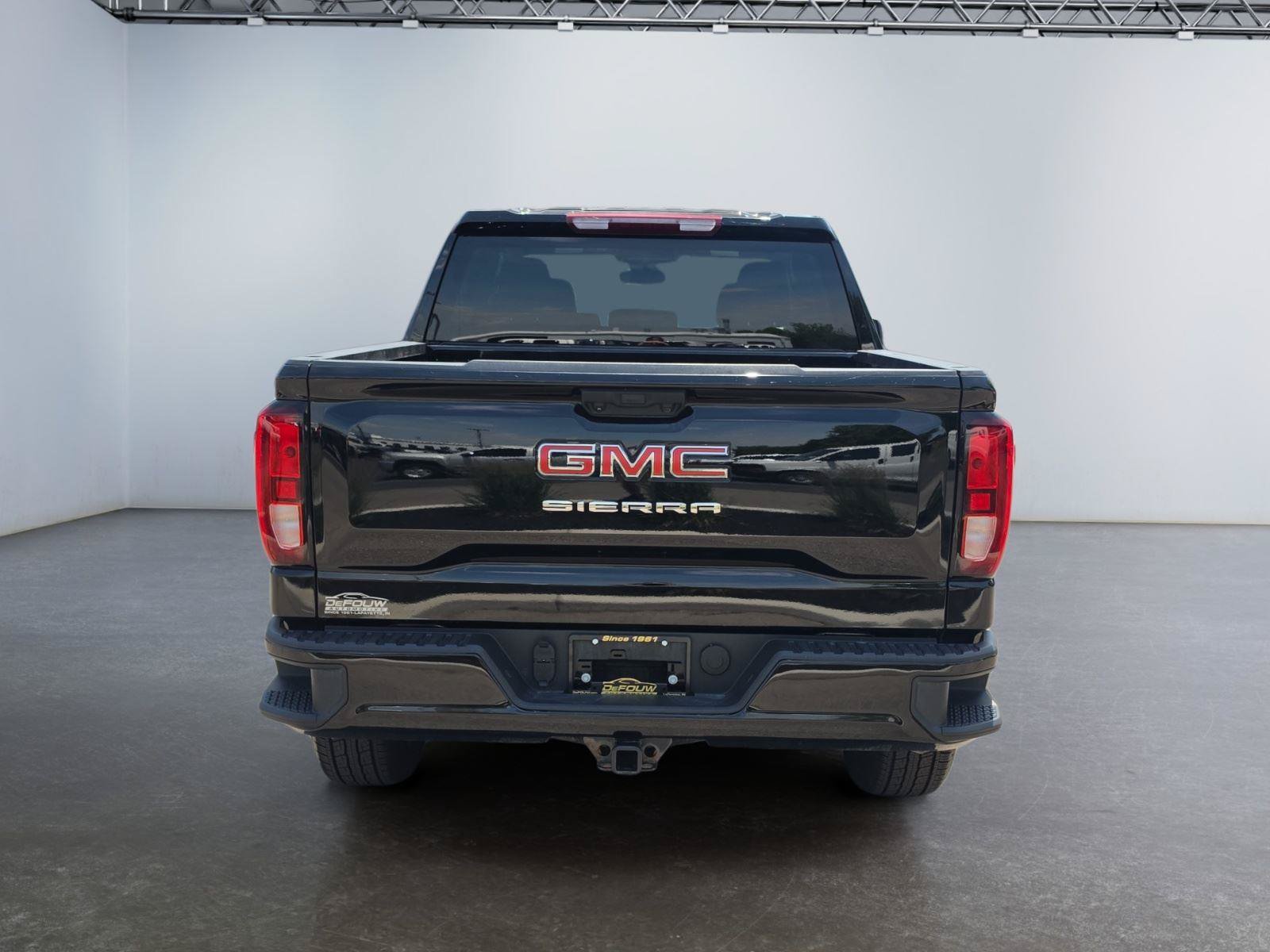 Used 2024 GMC Sierra 1500 Pro w/ Graphite Edition AWD/4WD image 4