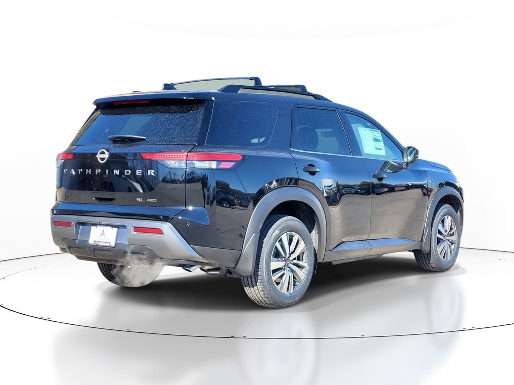 New 2026 Nissan Pathfinder SL image 4