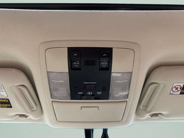 Used 2016 Lexus GX 460 w/ Premium Package AWD/4WD image 23
