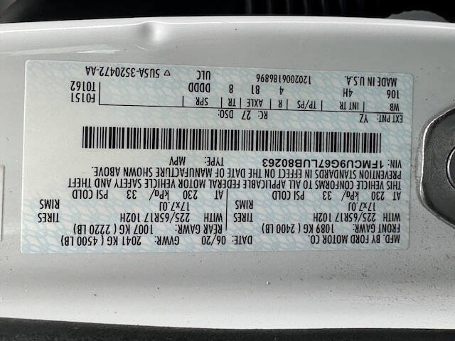 Used 2020 Ford Escape SE AWD/4WD image 17