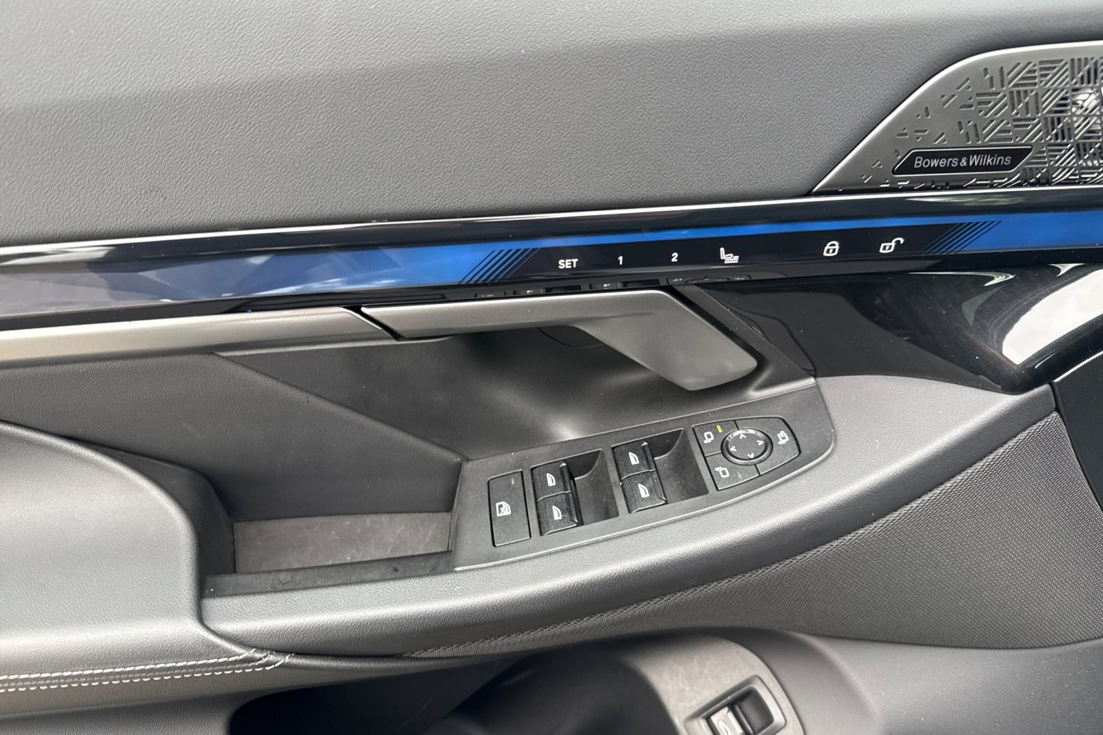 Certified 2024 BMW i5 M60 w/ Premium Package image 12