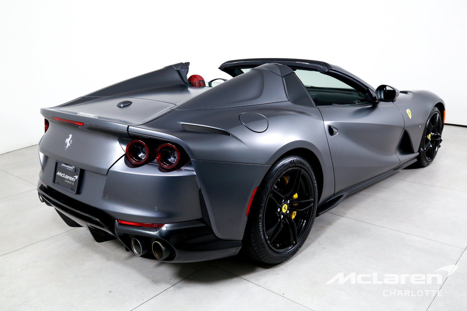 Used 2021 Ferrari 812 GTS RWD image 9