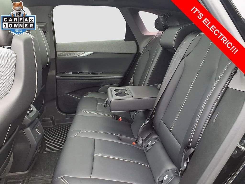 Used 2025 Cadillac Optiq Sport 1 image 15