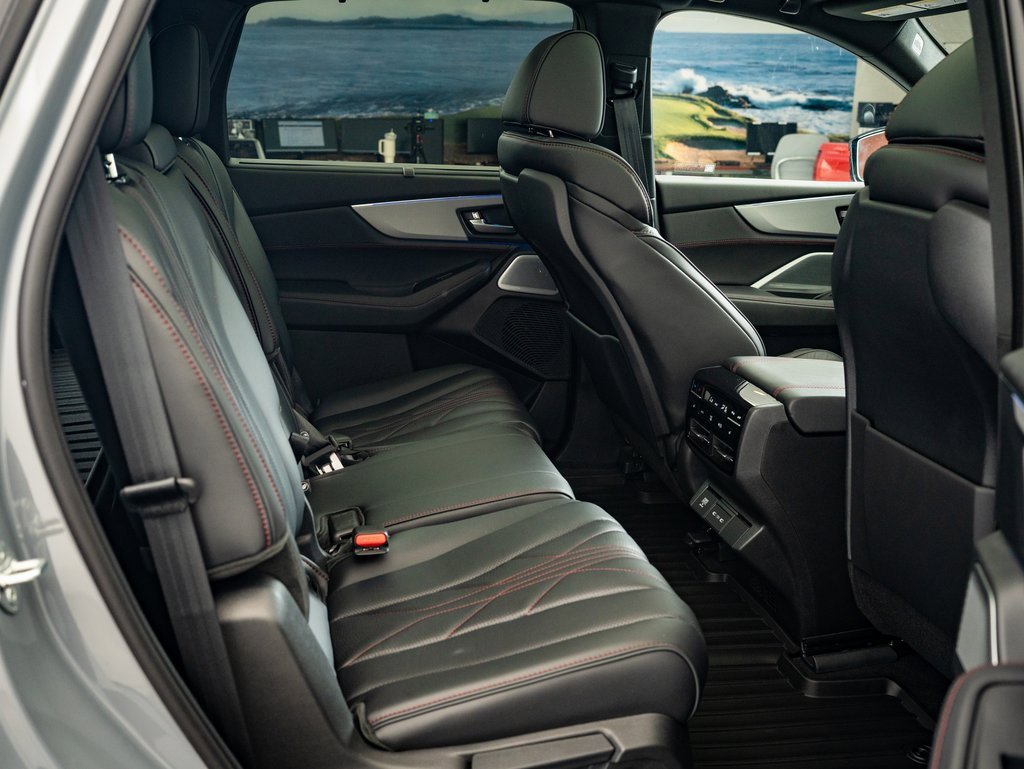 Certified 2025 Acura MDX A-Spec image 38