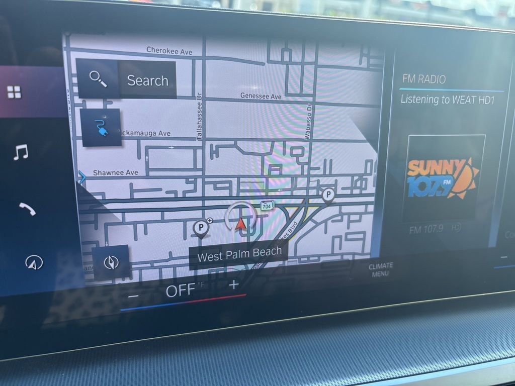 Used 2023 BMW i4 eDrive35 w/ Premium Package image 2