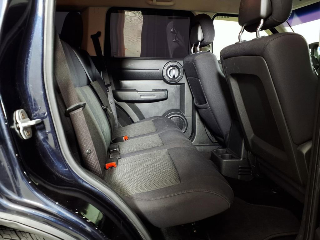 Used 2011 Dodge Nitro Heat image 12