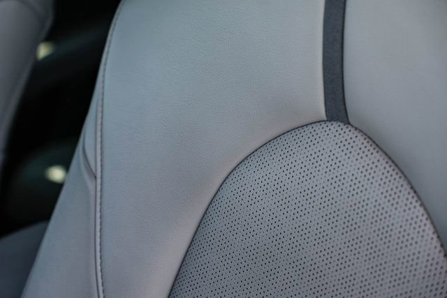 Used 2022 Toyota Camry XSE w/ Navigation Upgrade Package image 29