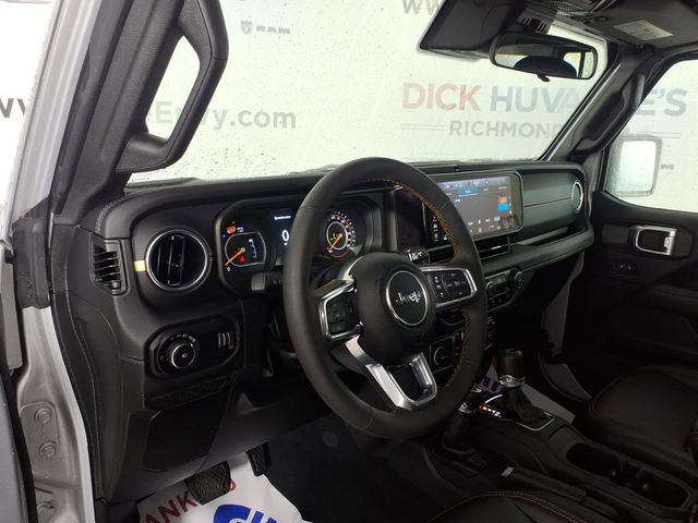 Used 2024 Jeep Wrangler Sahara w/ Dual Top Group image 13
