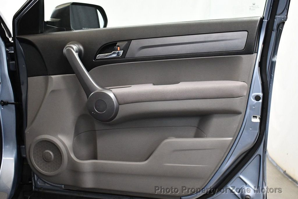 Used 2009 Honda CR-V LX image 13