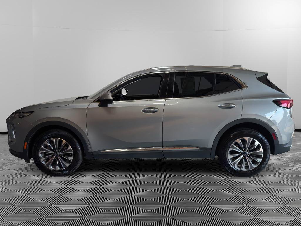 Used 2024 Buick Envision Preferred AWD/4WD image 2