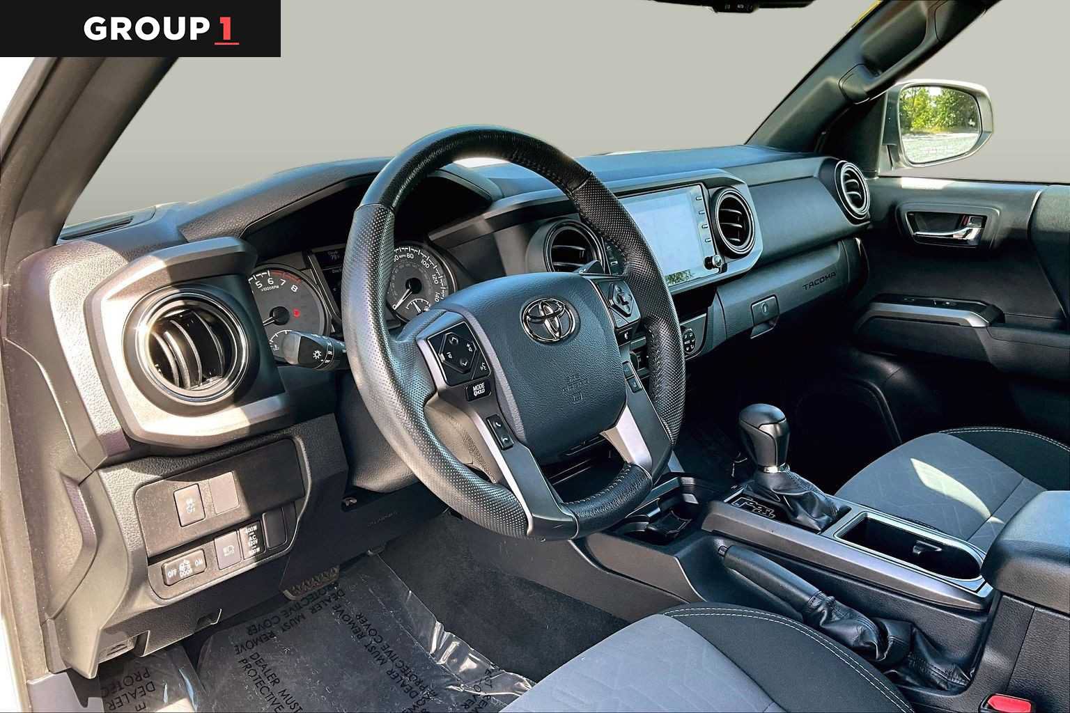 Used 2020 Toyota Tacoma TRD Off-Road w/ Technology Package AWD/4WD image 34