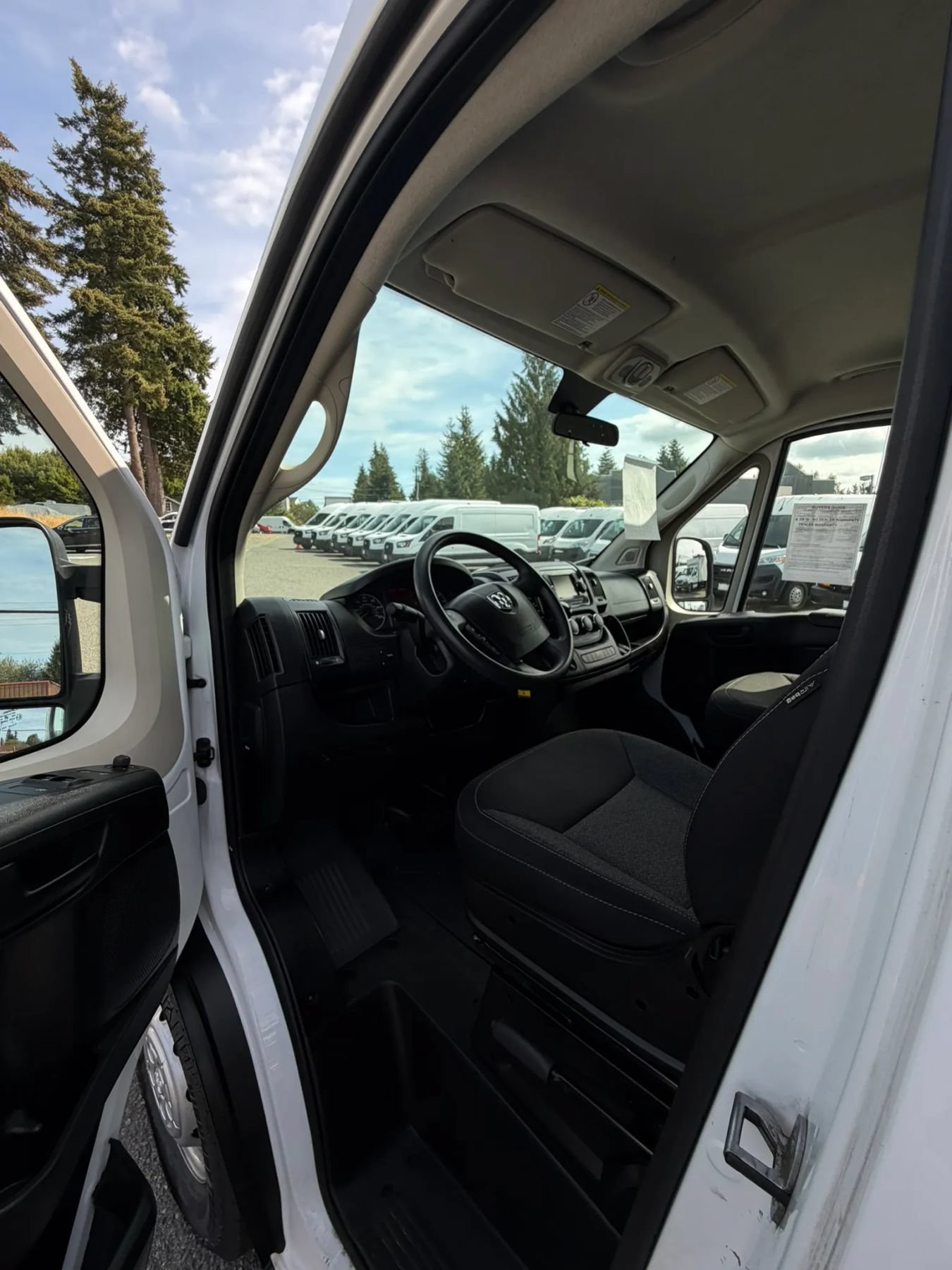 Used 2021 RAM ProMaster 2500 FWD image 29