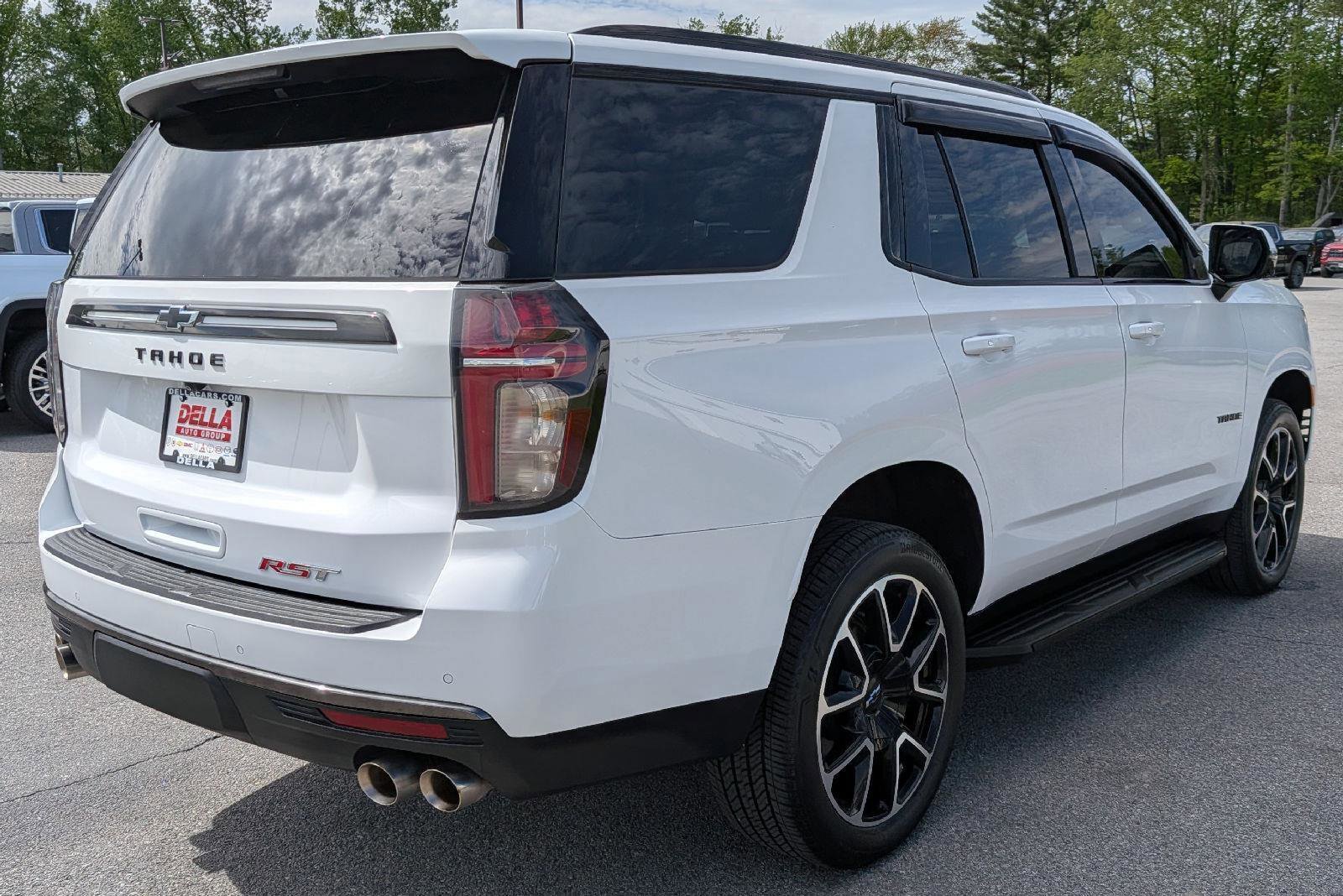 Used 2022 Chevrolet Tahoe RST w/ Sport Performance Package AWD/4WD image 8