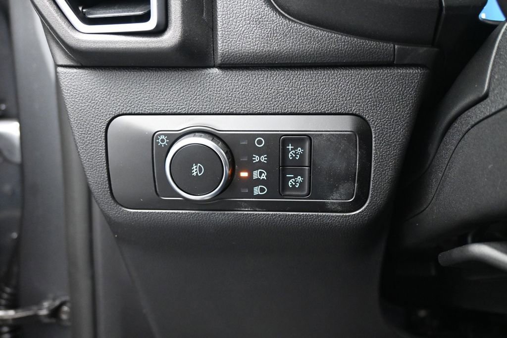 New 2026 Ford Maverick XLT FWD image 8