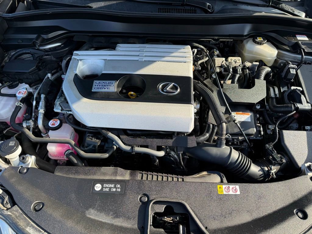 Used 2021 Lexus UX 250h w/ Premium Package image 19