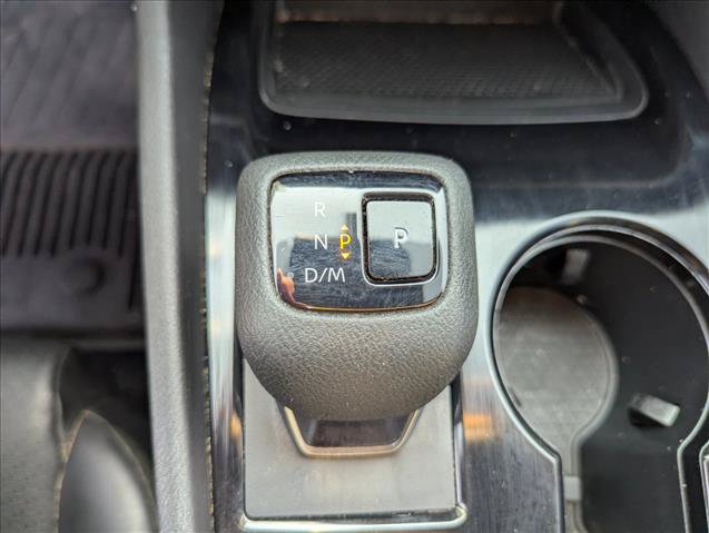 Used 2023 Nissan Rogue SV w/ SV Premium B Package FWD image 16