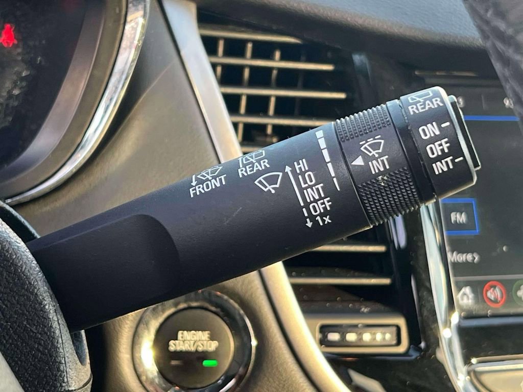 Used 2019 Chevrolet Trax LT w/ LT Convenience Package FWD image 26