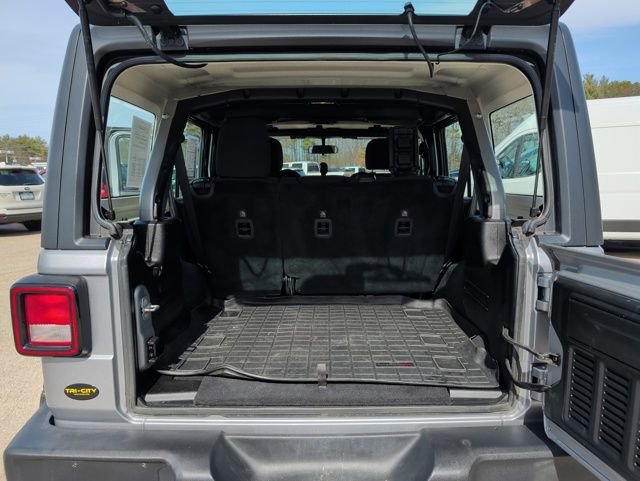 Used 2018 Jeep Wrangler Unlimited Sport image 28