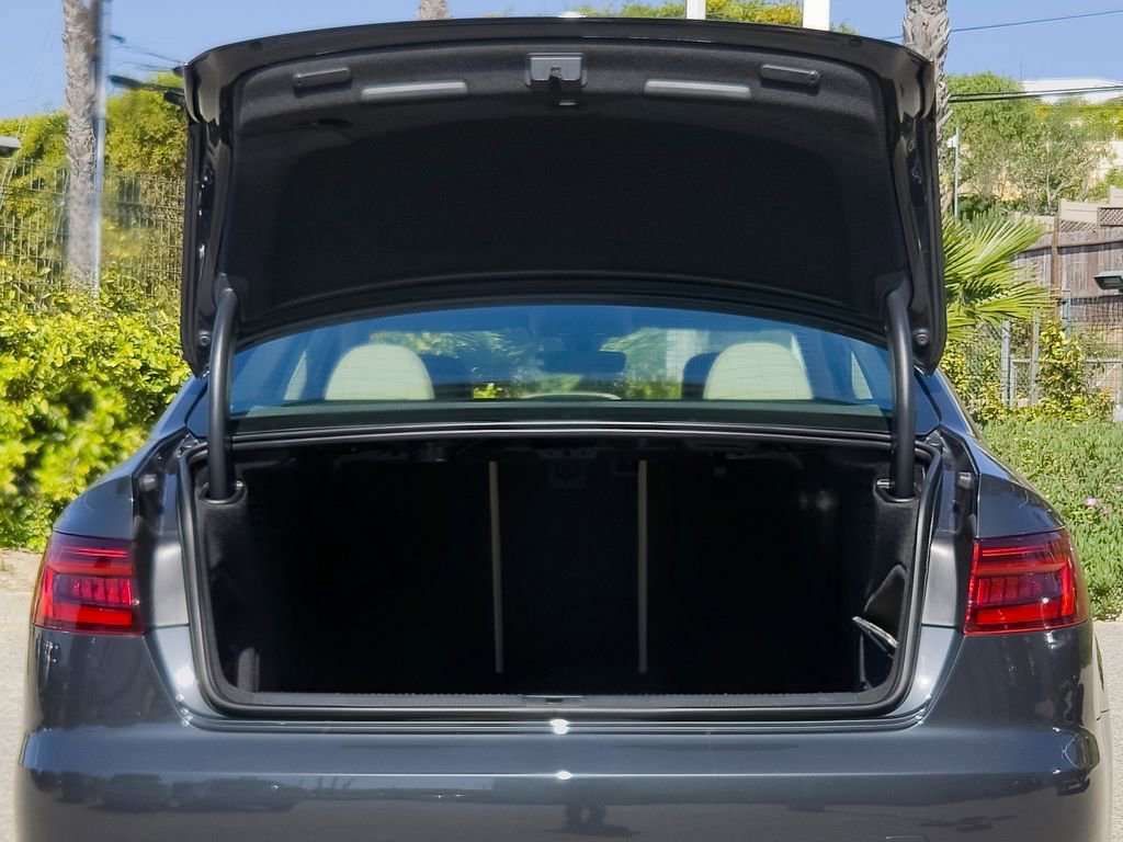 Used 2019 Audi A4 2.0T Premium image 21