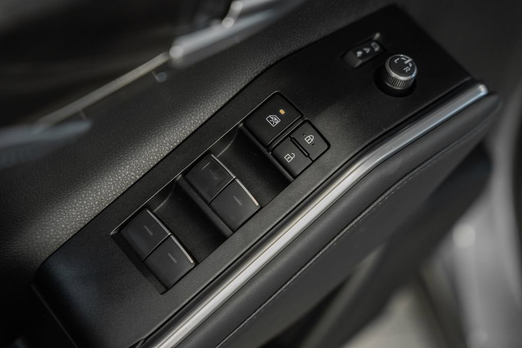 New 2026 Toyota Highlander Platinum image 44