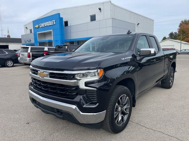 Used 2022 Chevrolet Silverado 1500 LT image 2
